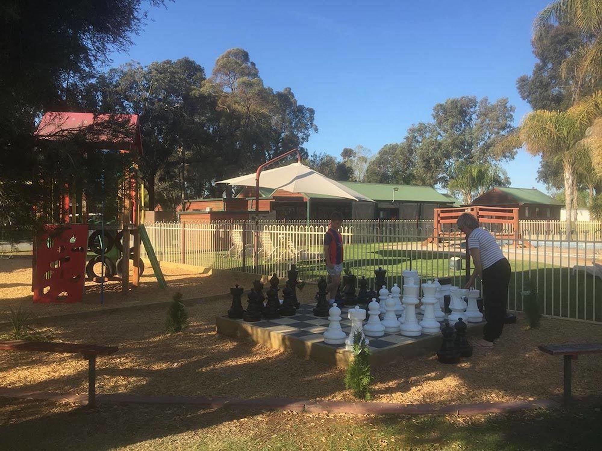 Cobram Barooga Golf Resort Esterno foto